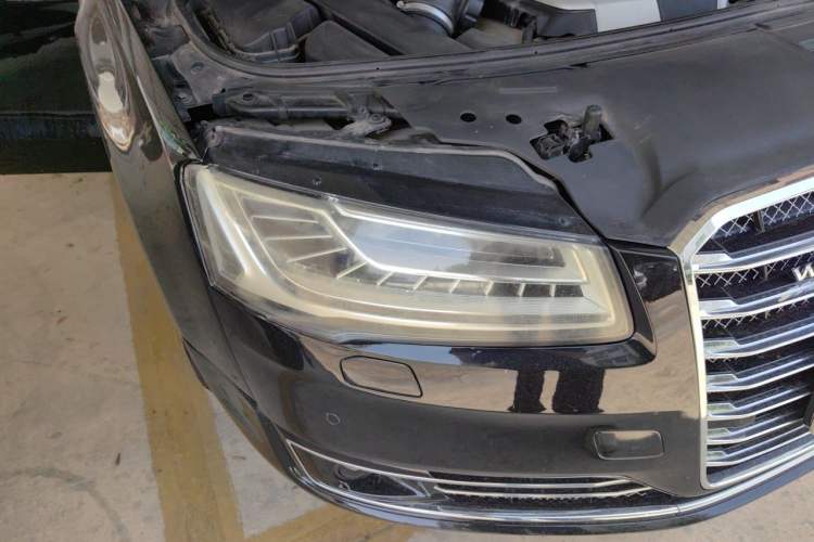 Used Audi A8 2016 A8L 45 TFSI quattro Comfort model Right Front Headlight