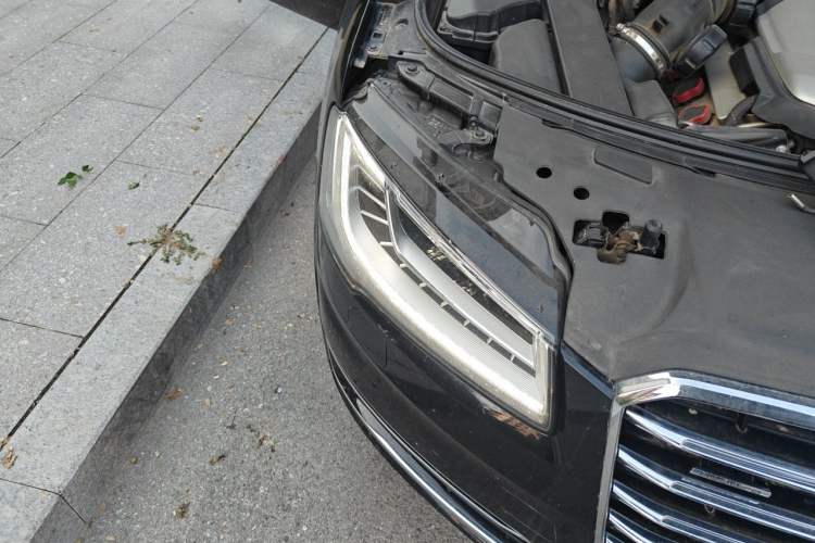 Used Audi A8 2016 A8L 45 TFSI quattro Luxury Edition Right Front Headlight