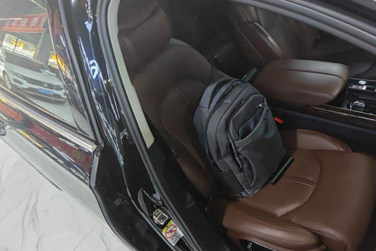 Used Audi A8 2016 A8L 45 TFSI quattro Luxury Edition Right Front Seat