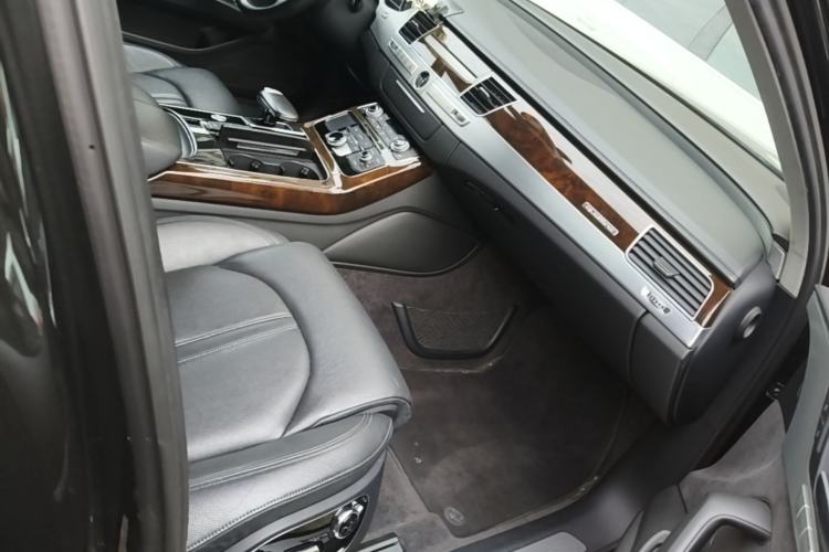 Used Audi A8 2016 A8L 45 TFSI quattro Comfort model Right Front Seat