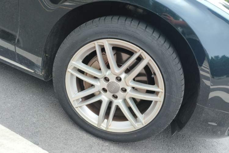 Used Audi A8 2016 A8L 45 TFSI quattro Fashion Edition Right Front Wheel Hub