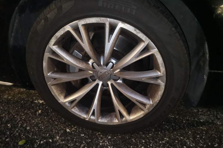 Used Audi A8 2016 A8L 45 TFSI quattro Fashion Edition Right Front Wheel Hub