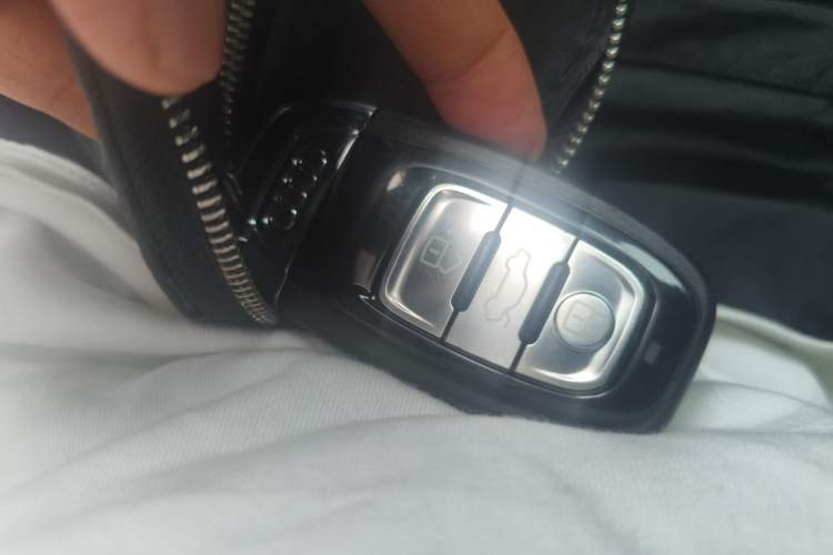 Used Audi A8 2016 A8L 45 TFSI quattro Fashion Edition Vehicle Key