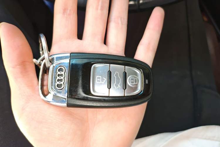 Used Audi A8 2016 A8L 45 TFSI quattro Luxury Edition Vehicle Key