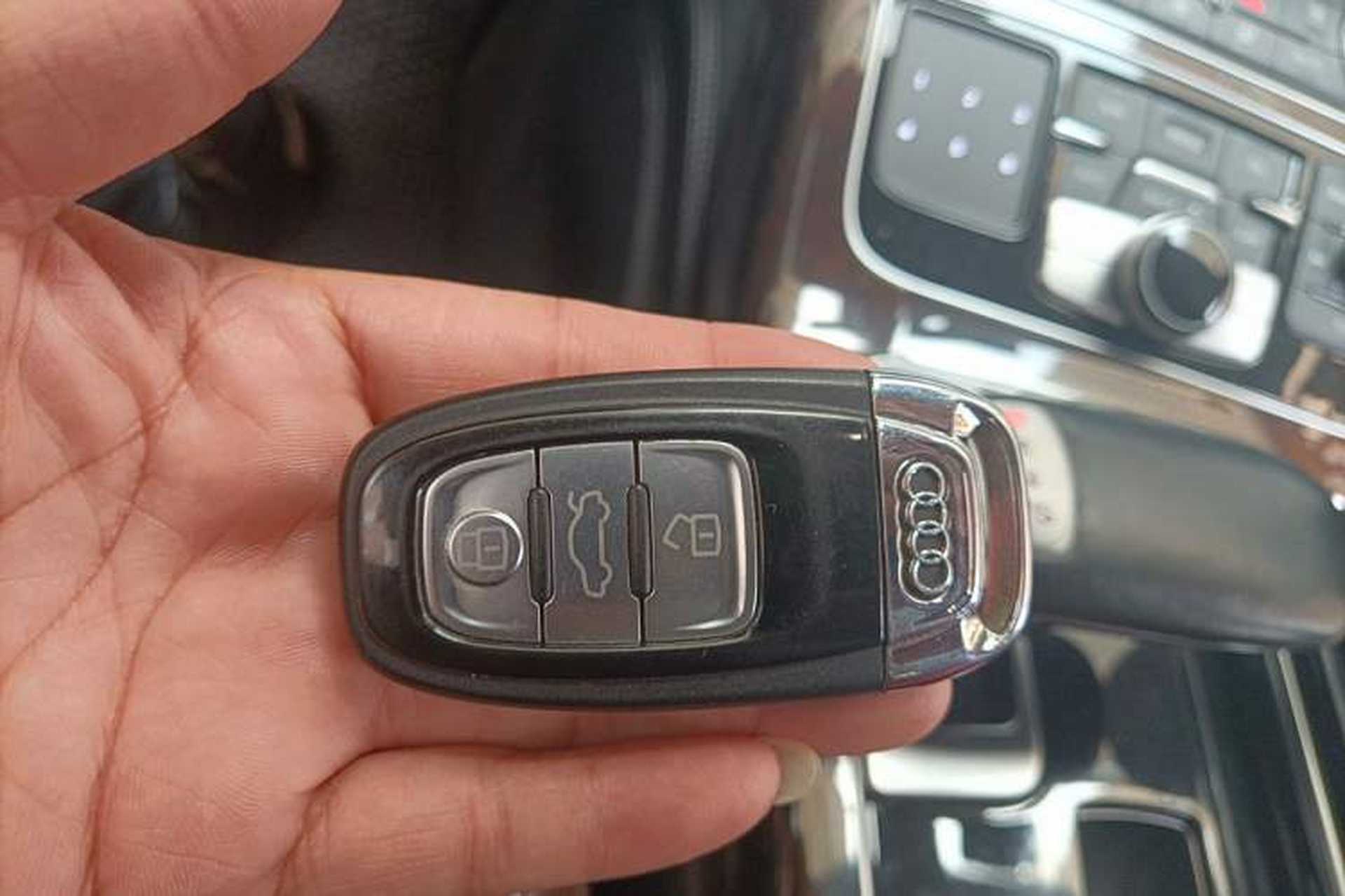 Used Audi A8 2016 A8L 45 TFSI quattro Luxury Edition Vehicle Key