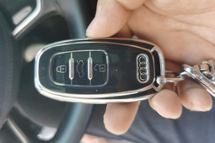 Used Audi A8 2016 A8L 45 TFSI quattro Luxury Edition Vehicle Key