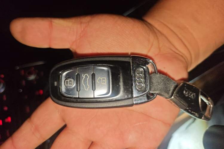 Used Audi A8 2016 A8L 45 TFSI quattro Fashion Edition Vehicle Key