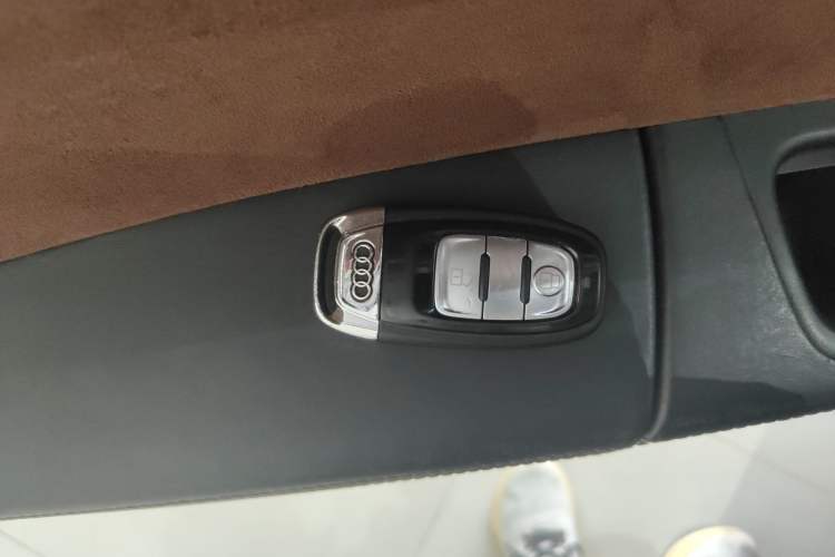 Used Audi A8 2016 A8L 45 TFSI quattro Luxury Edition Vehicle Key