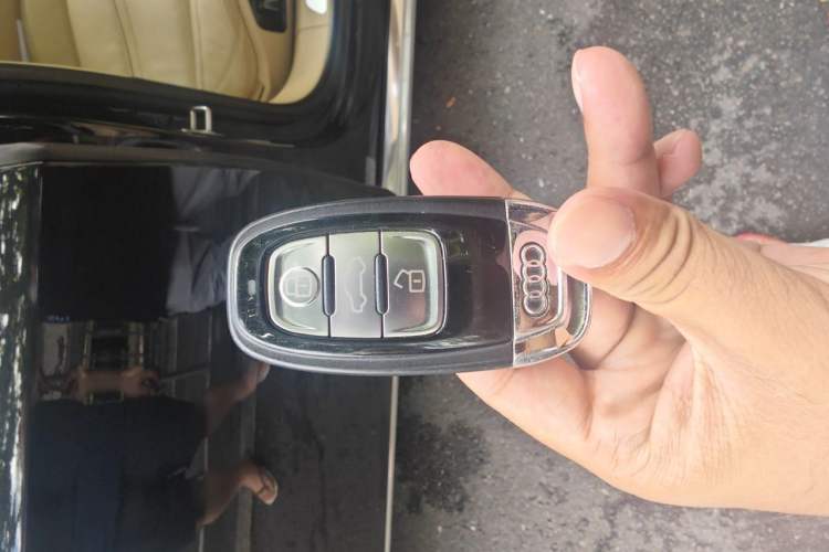 Used Audi A8 2016 A8L 45 TFSI quattro Fashion Edition Vehicle Key