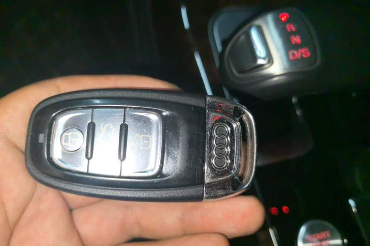 Used Audi A8 2016 A8L 45 TFSI quattro Luxury Edition Vehicle Key