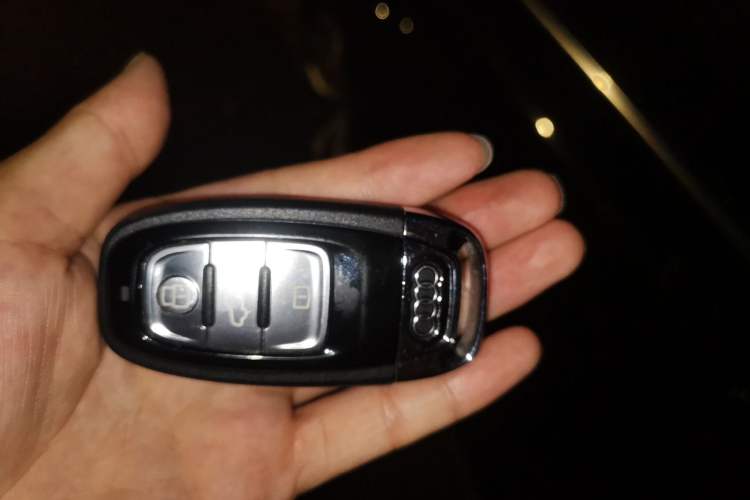Used Audi A8 2016 A8L 45 TFSI quattro Fashion Edition Vehicle Key