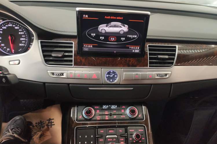 Used Audi A8 2016 A8L 45 TFSI quattro Comfort model Audio And AC Panel