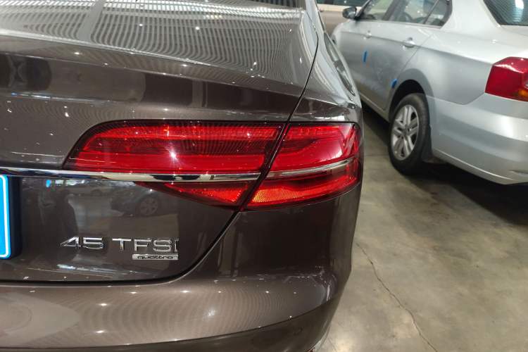 Used Audi A8 2016 A8L 45 TFSI quattro Comfort model Right Rear Taillight
