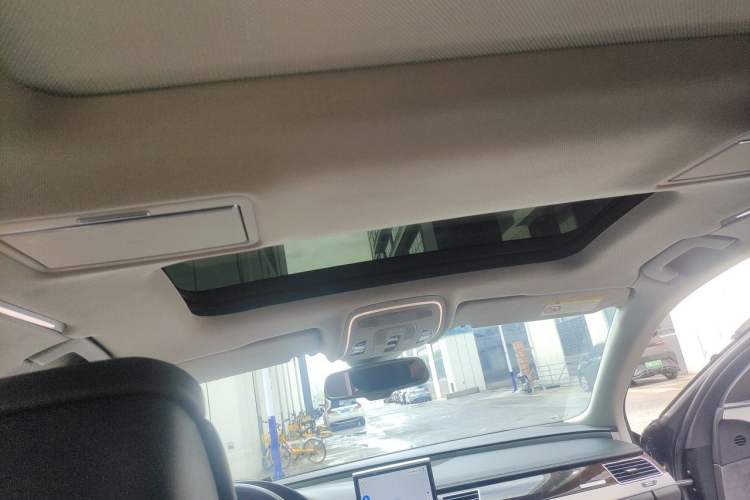 Used Audi A8 2016 A8L 45 TFSI quattro Comfort model Headliner