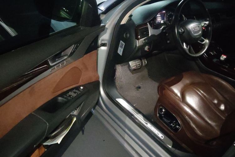 Used Audi A8 2016 A8L 45 TFSI quattro Luxury Edition Driver Seat