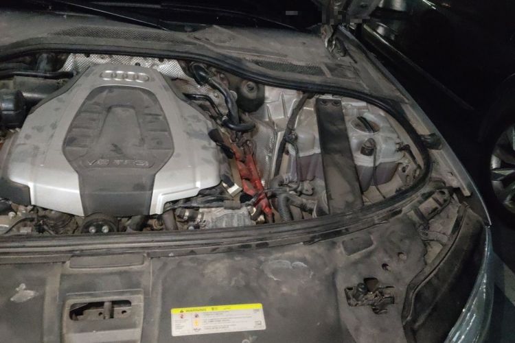 Used Audi A8 2016 A8L 45 TFSI quattro Luxury Edition Engine Bay Left