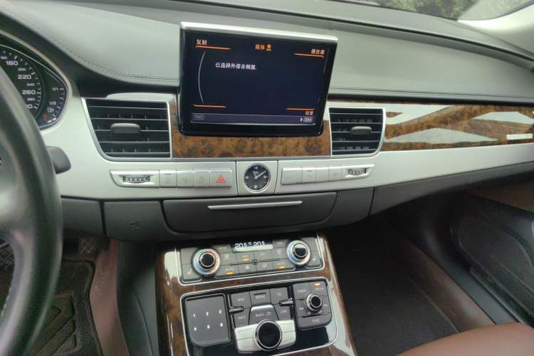 Used Audi A8 2017 A8L 45 TFSI quattro Comfort model Audio And AC Panel
