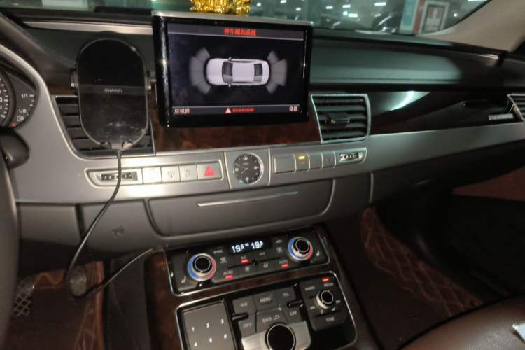 Used Audi A8 2017 A8L 45 TFSI quattro Comfort model Audio And AC Panel