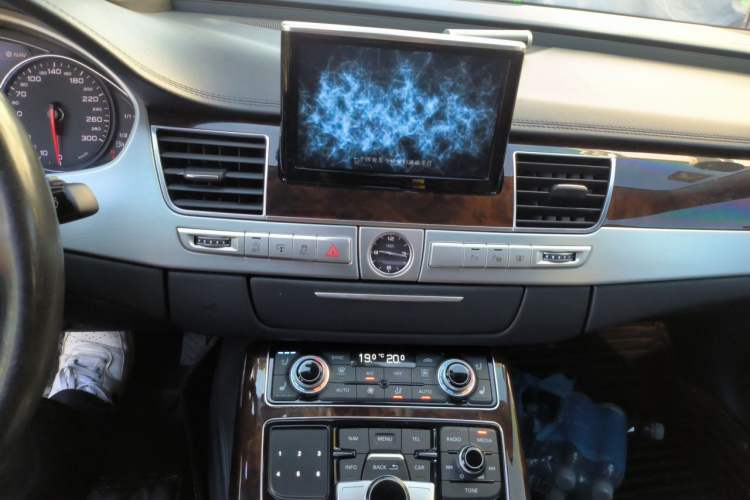 Used Audi A8 2017 A8L 50 TFSI quattro Luxury Model Audio And AC Panel