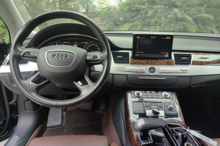 Used Audi A8 2017 A8L 45 TFSI quattro Comfort model Center Console