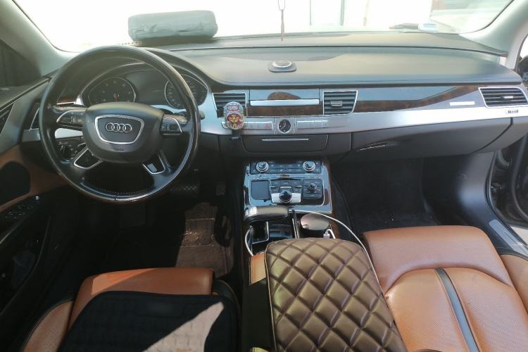 Used Audi A8 2017 A8L 45 TFSI quattro Leading Elite Collection Edition Center Console