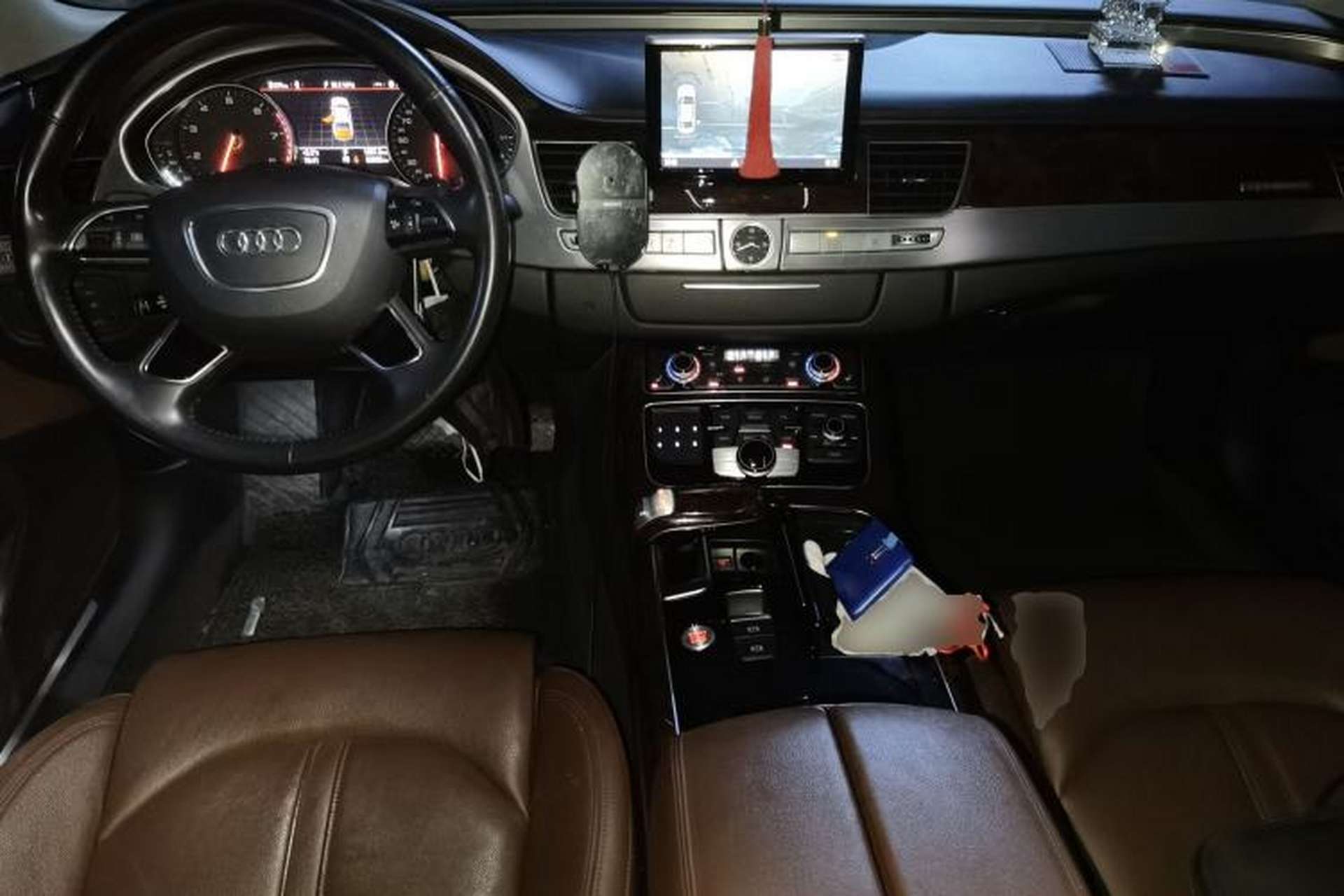 Used Audi A8 2017 A8L 45 TFSI quattro Comfort model Center Console