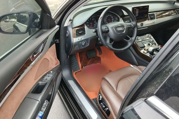Used Audi A8  Driver Seat