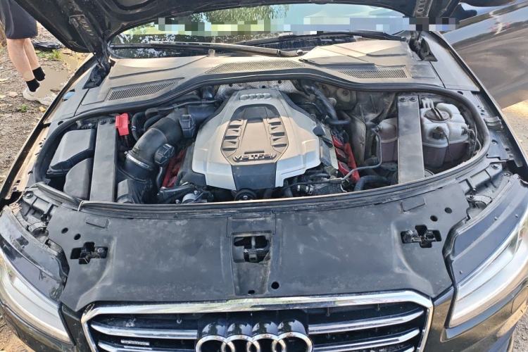 Used Audi A8 2017 A8L 45 TFSI quattro Leading Elite Edition Engine Bay