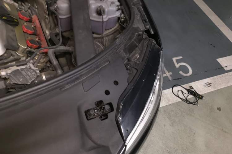Used Audi A8 2017 A8L 45 TFSI quattro Leading Elite Edition Engine Bay Left
