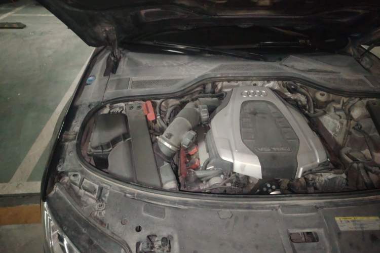 Used Audi A8 2017 A8L 45 TFSI quattro Comfort model Engine Bay Right