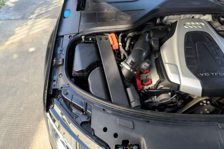 Used Audi A8 2017 A8L 50 TFSI quattro Luxury Model Engine Bay Right