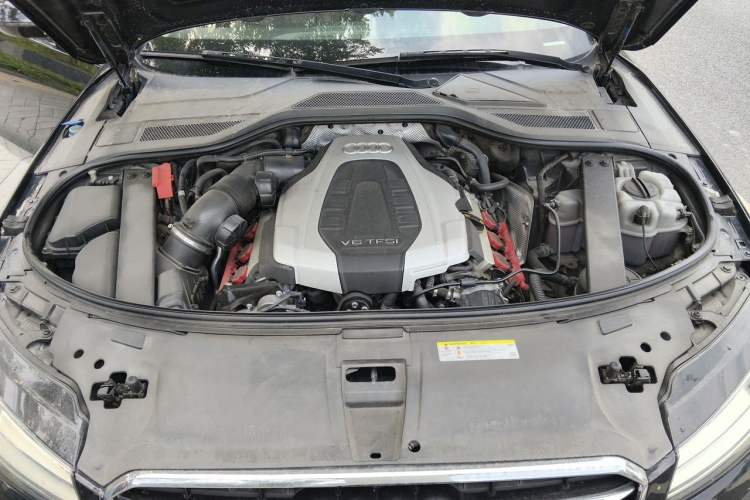 Used Audi A8  Engine Bay