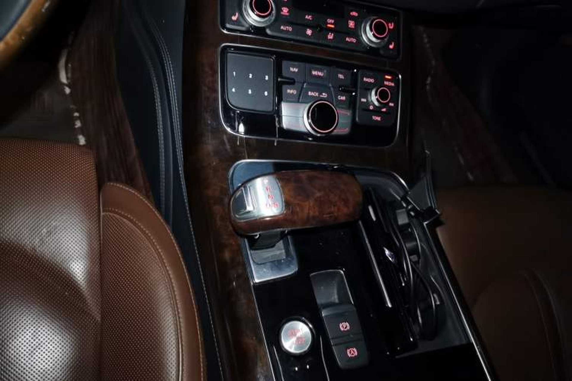 Used Audi A8 2017 A8L 50 TFSI quattro Luxury Model Gear Lever