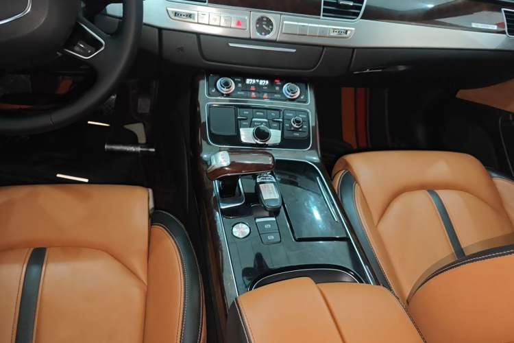 Used Audi A8 2017 A8L 45 TFSI quattro Prestige Pioneer Collection Edition Gear Lever