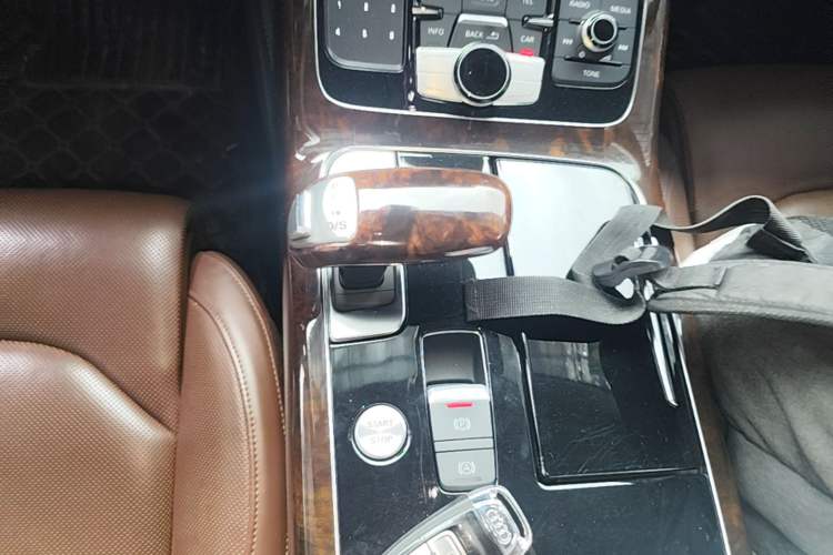Used Audi A8 2017 A8L 50 TFSI quattro Prestige Edition Gear Lever
