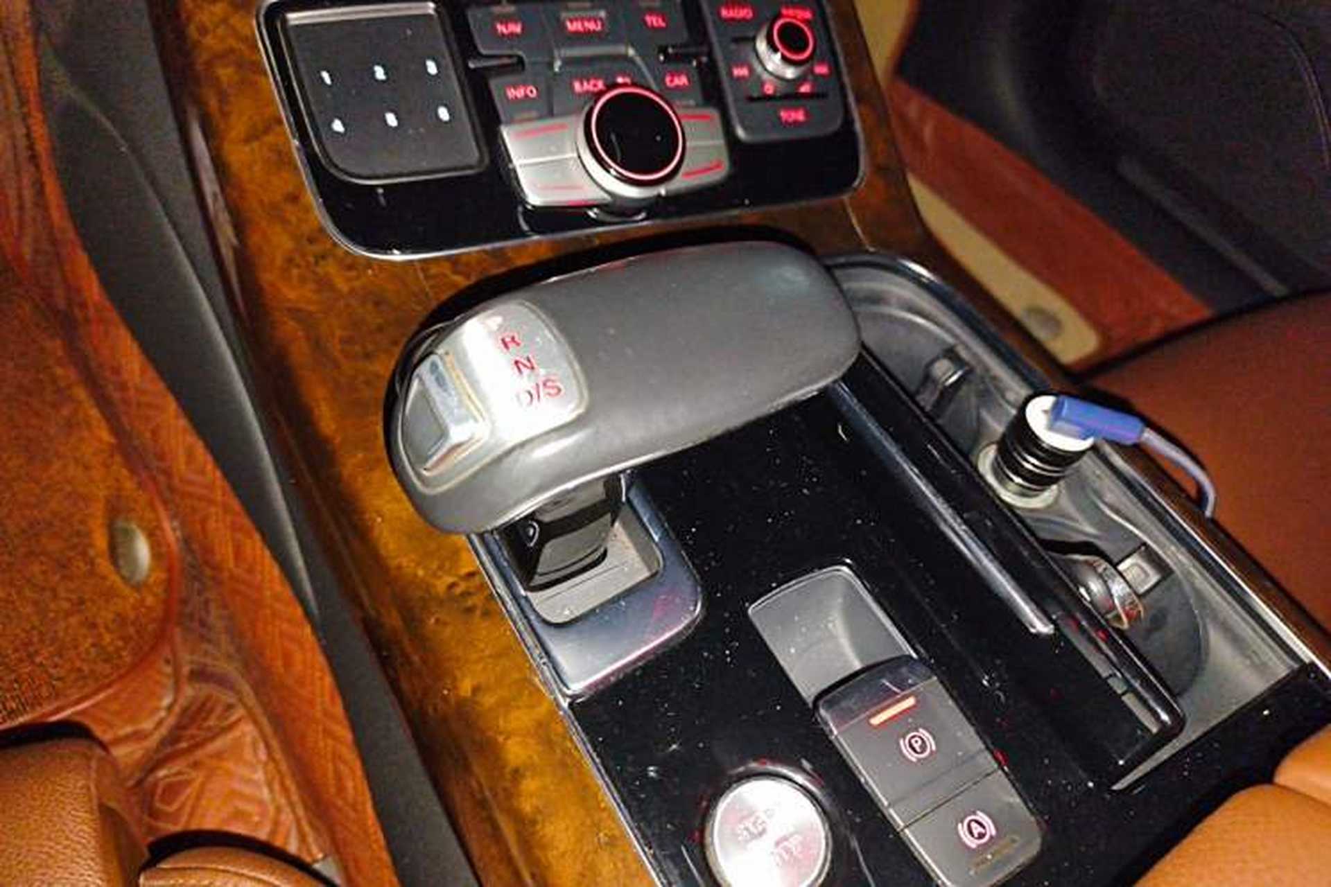 Used Audi A8 2017 A8L 45 TFSI quattro Comfort model Gear Lever
