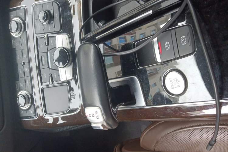 Used Audi A8 2017 A8L 45 TFSI quattro Leading Elite Edition Gear Lever