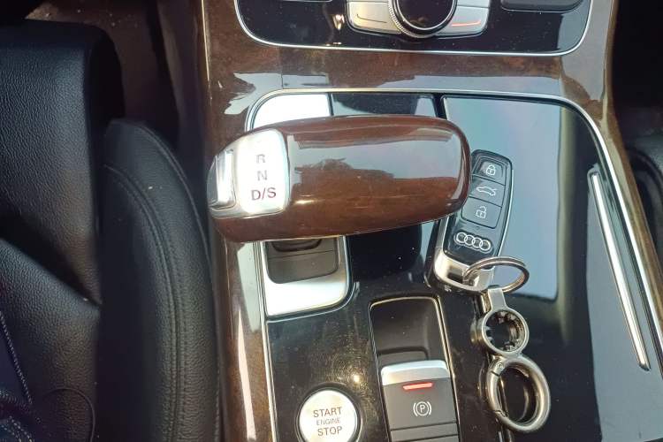 Used Audi A8 2017 A8L 45 TFSI quattro Comfort model Gear Lever