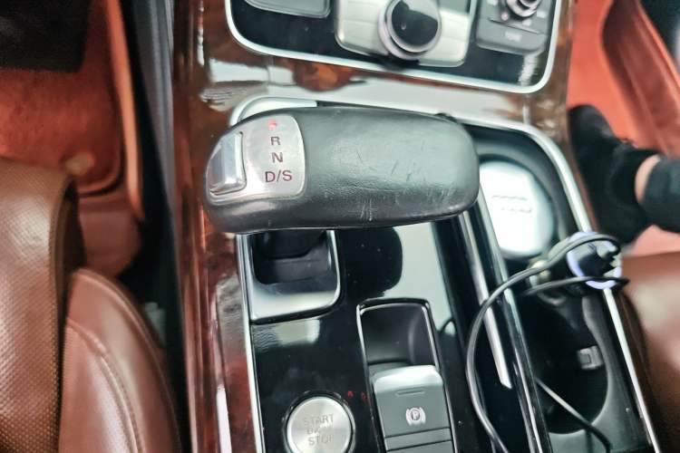 Used Audi A8 2017 A8L 45 TFSI quattro Luxury Model Gear Lever