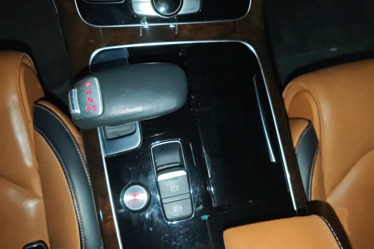 Used Audi A8 2017 A8L 45 TFSI quattro Leading Elite Collection Edition Gear Lever
