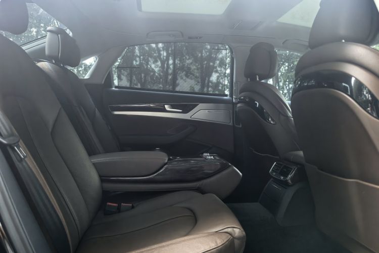 Used Audi A8 2017 A8L 45 TFSI quattro Comfort model Interior 11