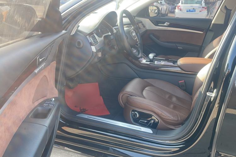Used Audi A8 2017 A8L 45 TFSI quattro Comfort model Interior 2