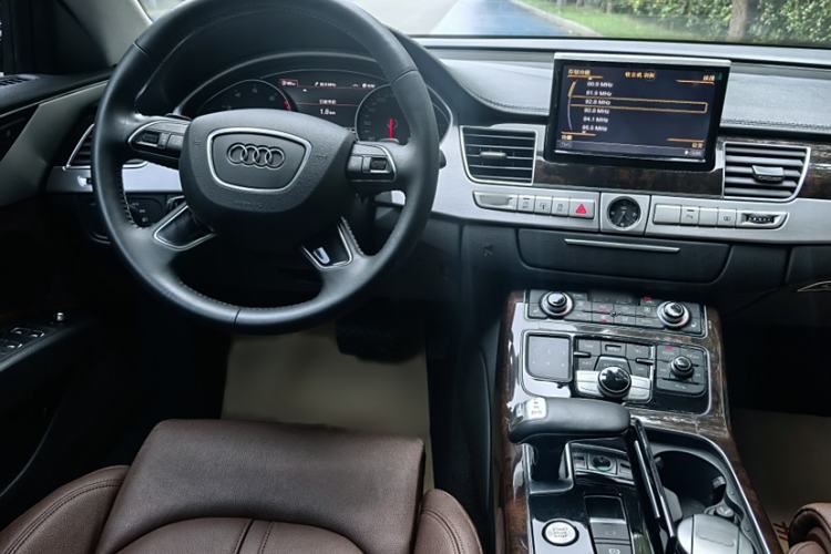 Used Audi A8 2017 A8L 45 TFSI quattro Comfort model Interior 3