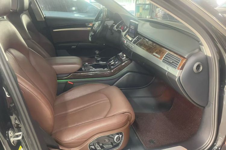 Used Audi A8 2017 A8L 45 TFSI quattro Leading Elite Edition Interior 4