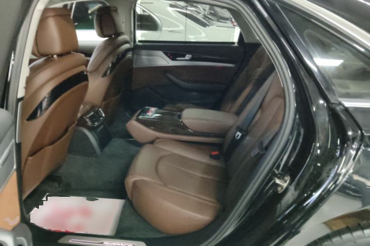 Used Audi A8 2017 A8L 45 TFSI quattro Comfort model Interior 4