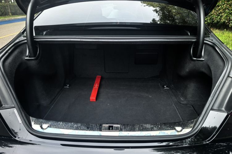 Used Audi A8 2017 A8L 45 TFSI quattro Comfort model Interior 6