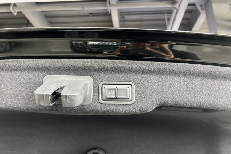 Used Audi A8 2017 A8L 45 TFSI quattro Luxury Model Interior 7