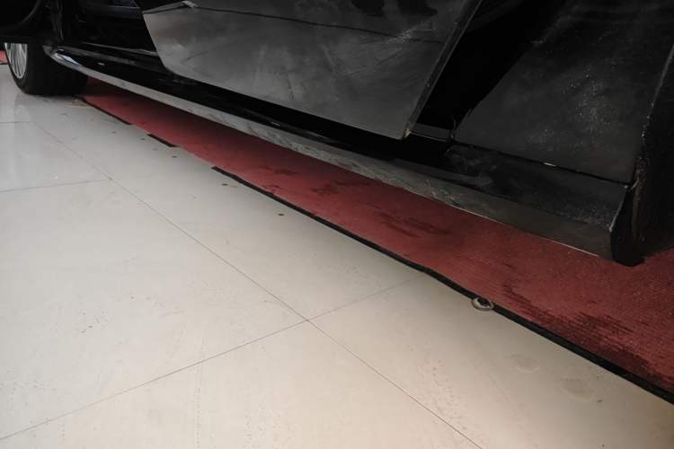 Used Audi A8 2017 A8L 45 TFSI quattro Prestige Pioneer Collection Edition Left Side Sill