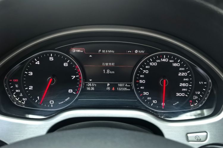 Used Audi A8 2017 A8L 45 TFSI quattro Comfort model Odometer Close Up