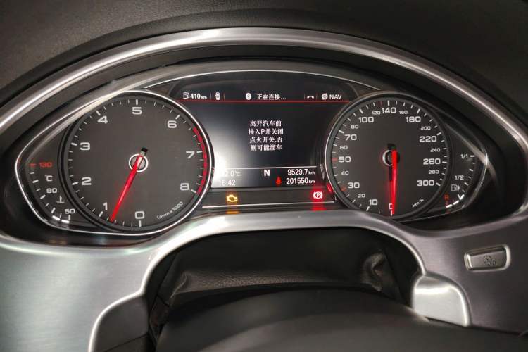 Used Audi A8 2017 A8L 45 TFSI quattro Comfort model Odometer Close Up